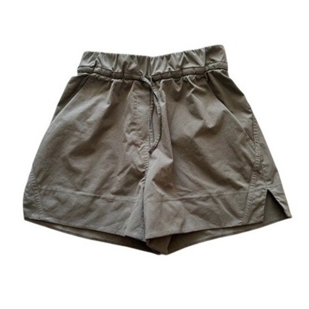 Lululemon Stretch High Rise Shorts 3.5" Nomad Brown size XXS‎